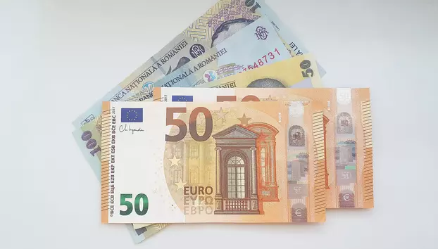 Cursul valutar nu mai este ancora sigură a inflației. De ce pragul de 5,22 lei/euro schimbă toate calculele