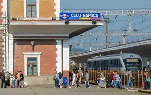 Clujul pune 10 milioane de euro în trenul metropolitan. 12 parcări Park&Ride vor lega comunele de calea ferată