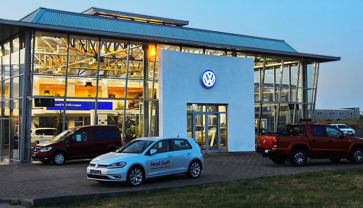 Constructorii auto cer regula „70-70” pentru mașinile europene. Volkswagen, Stellantis și Renault vor protecție industrială simplă