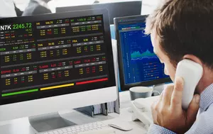 AMD estimează venituri peste așteptări, susținute de cererea pentru cipuri AI. Acțiunile au scăzut după publicarea rezultatelor