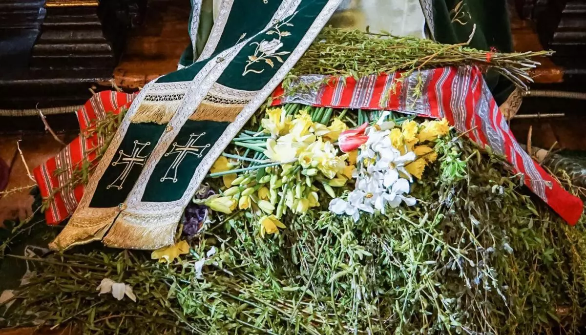 Floriile, singurul moment din viața lui Iisus în care a acceptat să fie aclamat.  O sărbătoare la răscruce de lumi