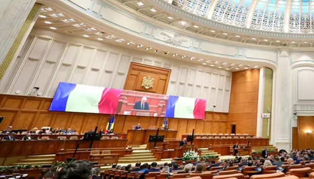 Parlamentul a adoptat legea privind acțiunile statului. Vânzarea participațiilor este blocată până la finalul lui 2027