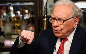 Avertisment de la Warren Buffett, omul care stă pe aproape 400 miliarde de dolari în numerar. „Atenție, investitori! Bursa americană a ajuns mai mult un cazino plin de speculanți”