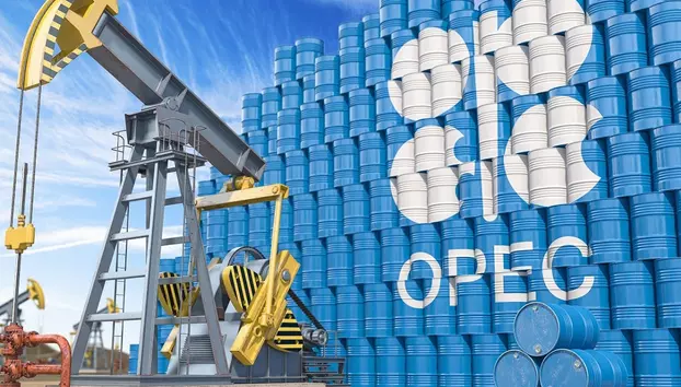 Producția OPEC cade la minimul ultimilor 20 de ani. Blocajul din Ormuz reaprinde riscul petrolului scump