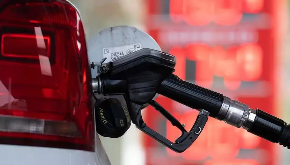 Cum a tăiat Germania prețul la pompă: statul a redus temporar taxa pe carburanți, iar benzina a coborât din nou sub 2 euro