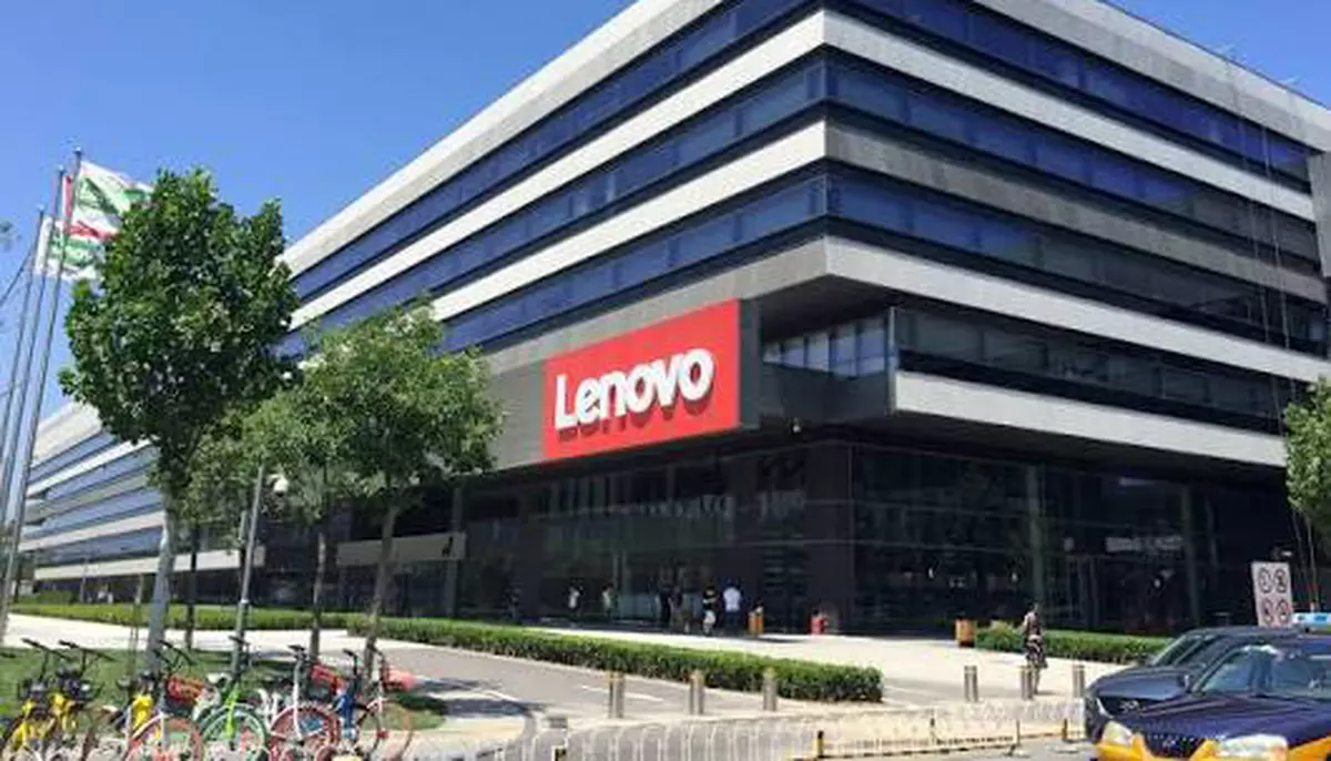 Lenovo își extinde oferta de securitate cibernetică. Compania mizează pe servicii integrate pentru riscurile generate de AI 