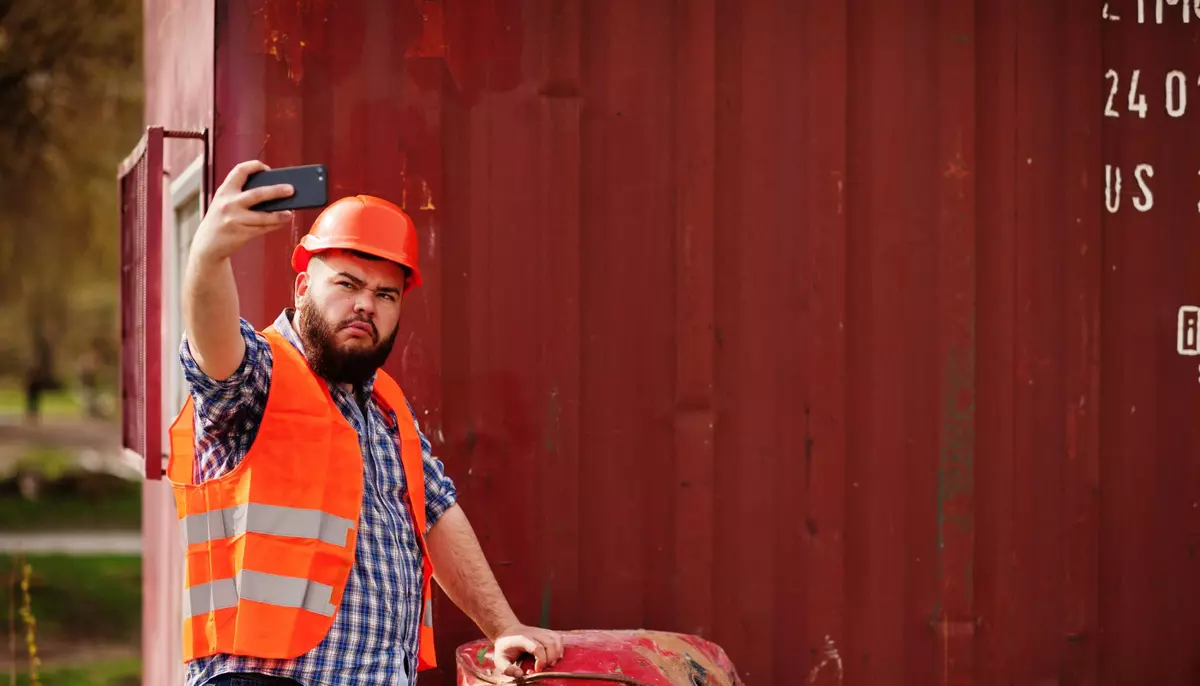 De ce pleacă românii din țară. Salariile cresc, dar milioane de oameni continuă să muncească în străinătate