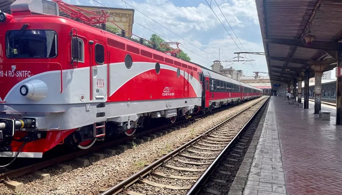 CFR Călători riscă suspendarea fondurilor de la stat de pe 26 august. Sindicatele cer intervenția urgentă a Guvernului