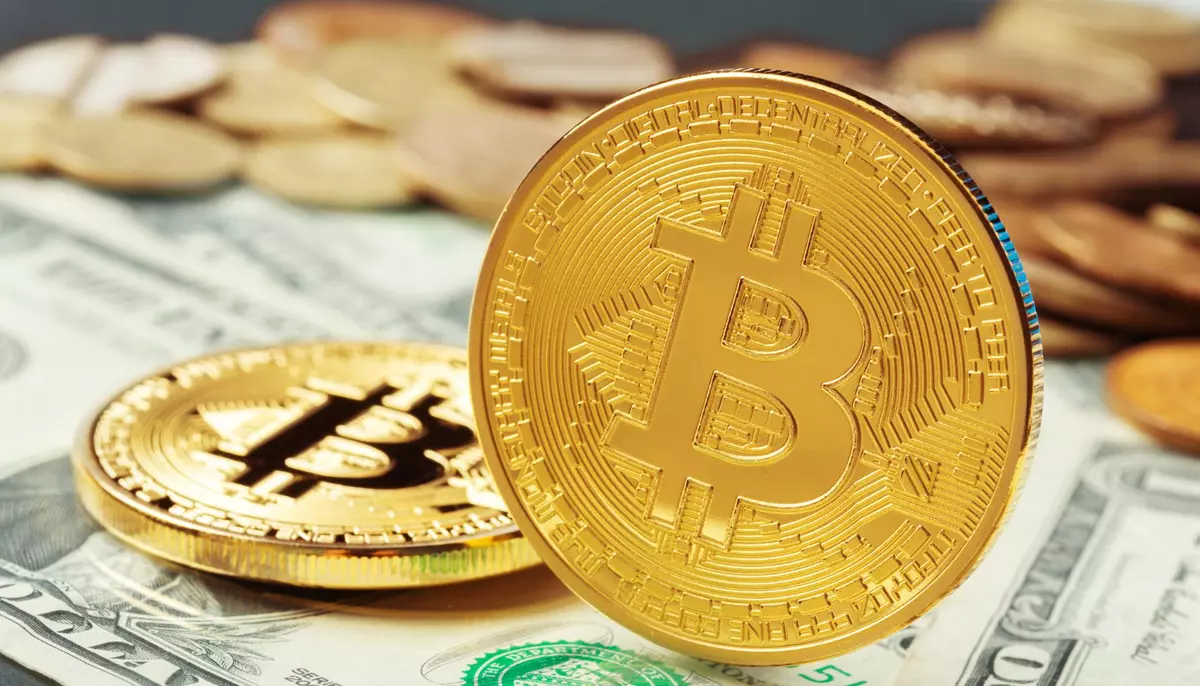 Piața criptomonedelor, în declin. Bitcoin a pierdut peste jumătate din valoare, iar inteligența artificială atrage acum capitalul speculativ