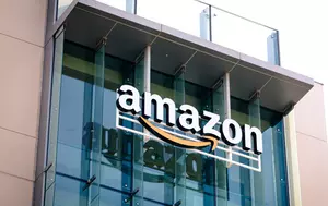 Amazon cere aprobarea autorităților pentru lansarea a 5.105 sateliți. Rețeaua va conecta direct telefoanele și alte dispozitive la sateliți