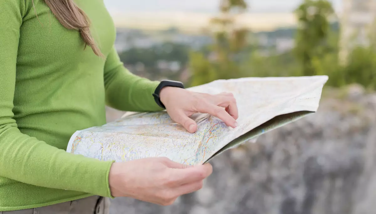 Regulile pentru ghizii de turism se schimbă după 20 de ani. Ministrul Economiei anunță care sunt principalele modificări