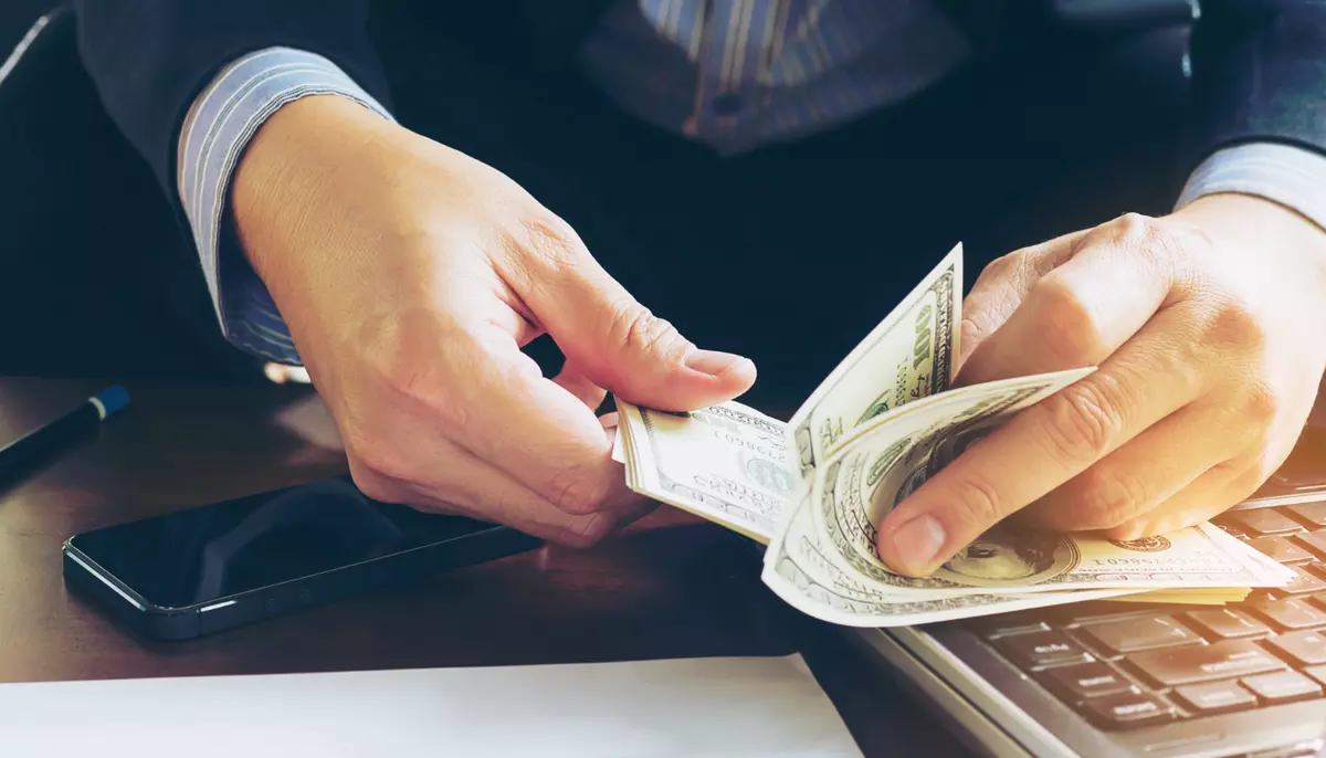 Salariile din IT&C au explodat în România. Veniturile au crescut de peste cinci ori din 2008 și trag în sus media națională