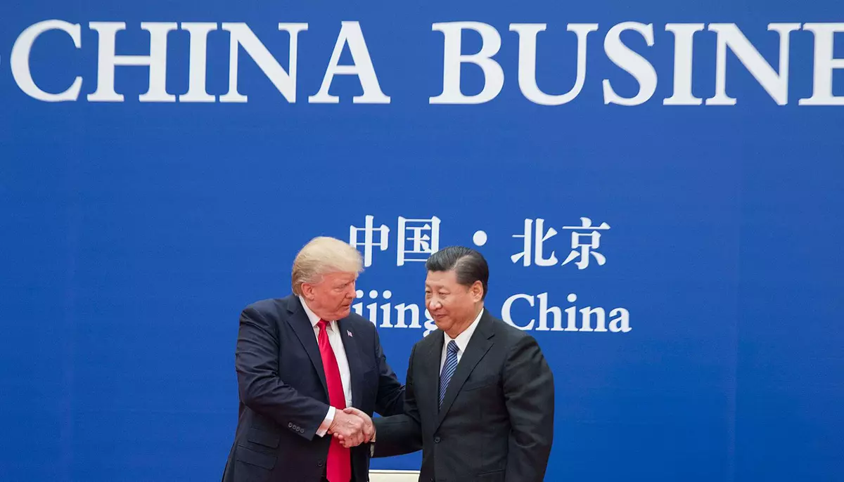 Donald Trump a ajuns în China pentru summitul cu Xi Jinping. Marile afaceri americane mizează pe deschiderea pieței chinezești