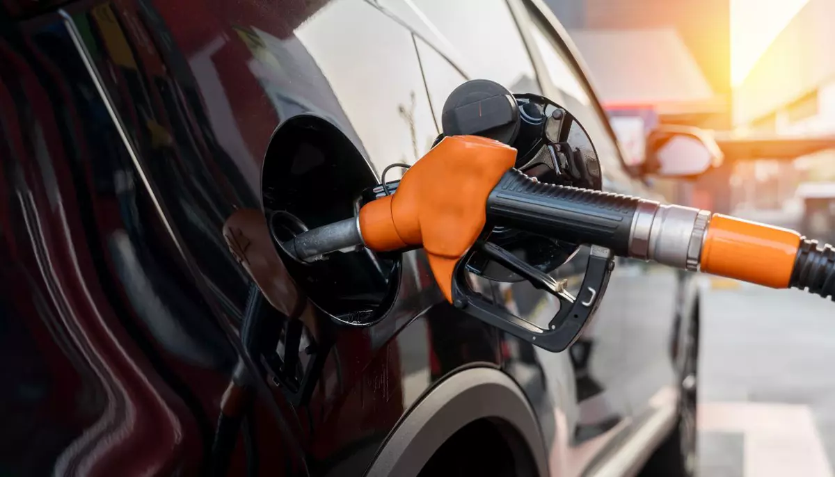 Scaderea prețului motorinei în urma OUG de azi are șanse mari să fie „inutilă” în zilele următoare