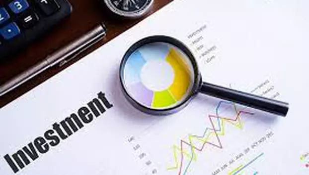 Investitorii români își pierd încrederea în economie. Veniturile și nivelul de trai provoacă tot mai multe temeri
