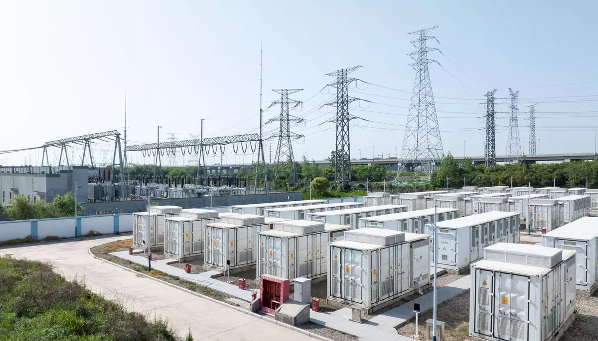 Ce profit aduc bateriile Bulgariei. România pierde energie ieftină în orele cu surplus