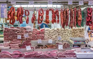 Sacrificările de animale și păsări au crescut în iunie. Producția de carne de porc a avansat cu peste 13%