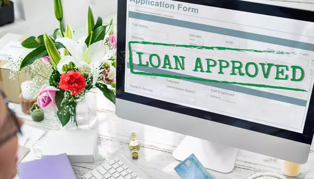 Ce înseamnă avansul la credit și de ce poate schimba costul împrumutului. Suma plătită la început influențează rata lunară
