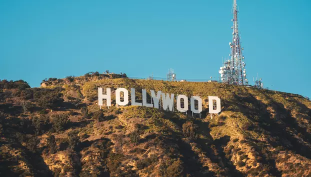 Hollywood în fața unei noi concentrări de putere: de ce industria se opune acordului Paramount- Warner Bros