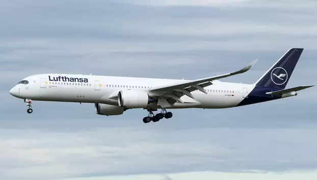 Lufthansa își extinde influența în Europa prin preluarea ITA Airways, deși tensiunile din Orientul Mijlociu majorează costurile companiei