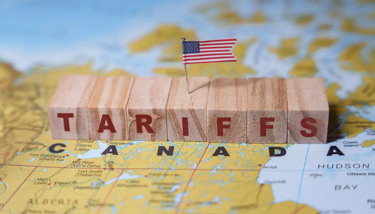 Trump amână tarifele de 50% pentru Canada, după progresele anunțate în negocierile cu Ottawa. Acordul anunțat nu este încă finalizat