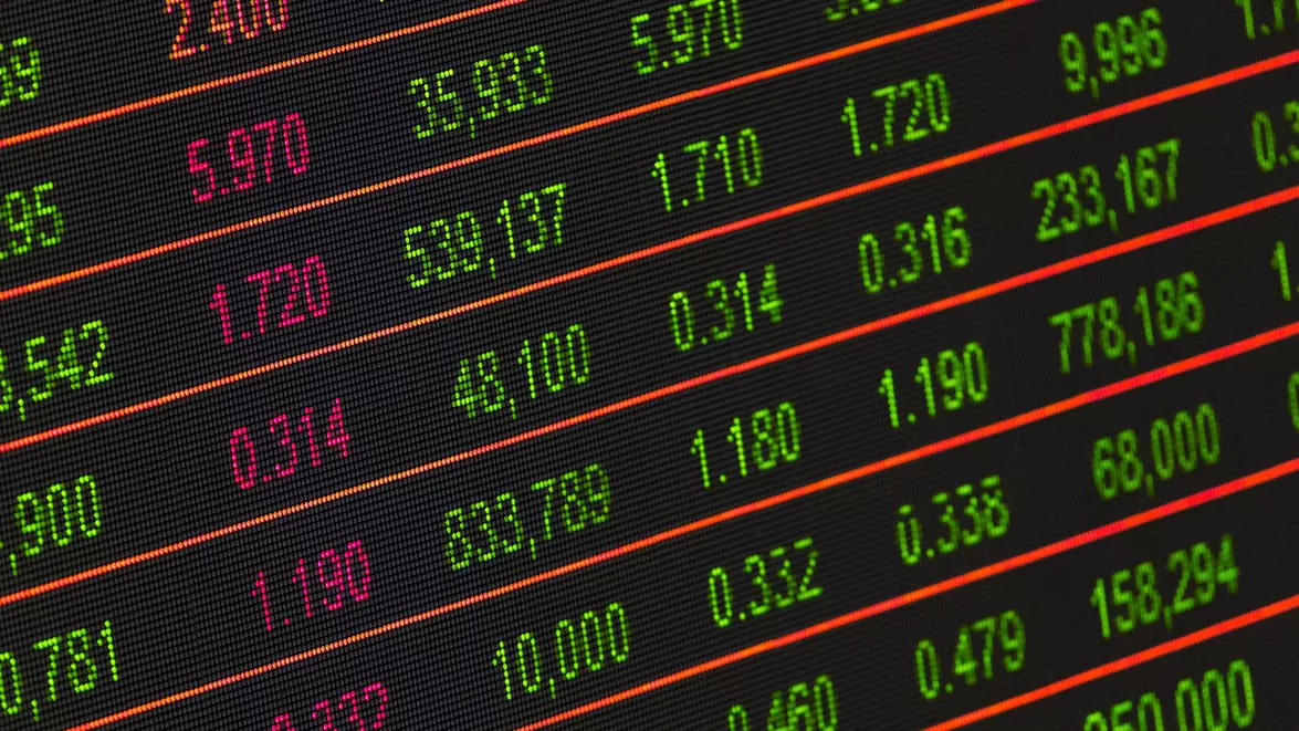 Bursa de Valori București a revenit pe plus după două ședințe cu evoluții negative. Indicele BET a urcat cu 1,36%