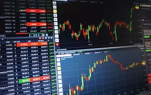 BVB încheie ședința de marți în scădere. Indicele BET a coborât cu 0,59%