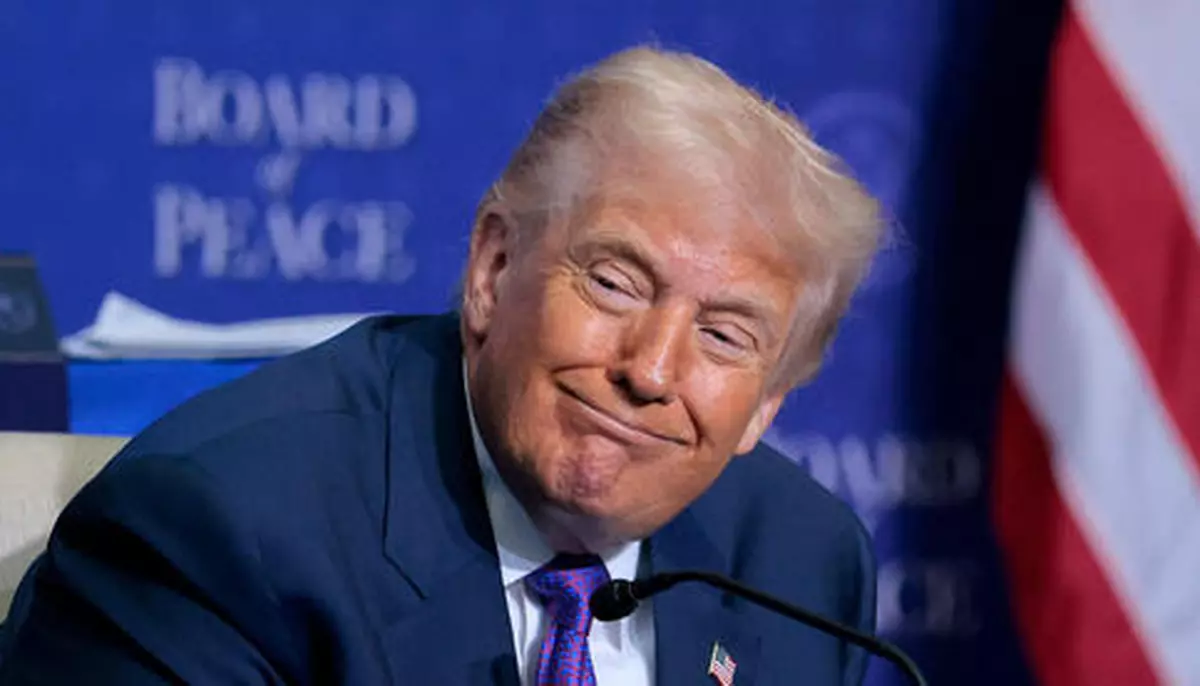 Analiză: Trump manipulează piețele? După 5 luni de promisiuni repetate despre Iran, investitorii încă reacționează la declarațiile sale