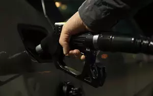 Prețul motorinei a urcat cu 7,5% în doar o săptămână. Statul promite ieftinirea, după ce scumpirea a generat un efect de domino în toată economia