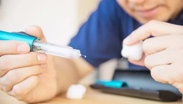 Boom-ul medicamentelor anti-obezitate propulesează Eli Lilly. Capitalizarea a depășit pragul de 1.000 de miliarde de dolari datorită unei revoluții medicale