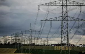 Producția de energie a României a crescut cu 8,8% în T1. Importurile au scăzut, dar consumul a fost mai mic