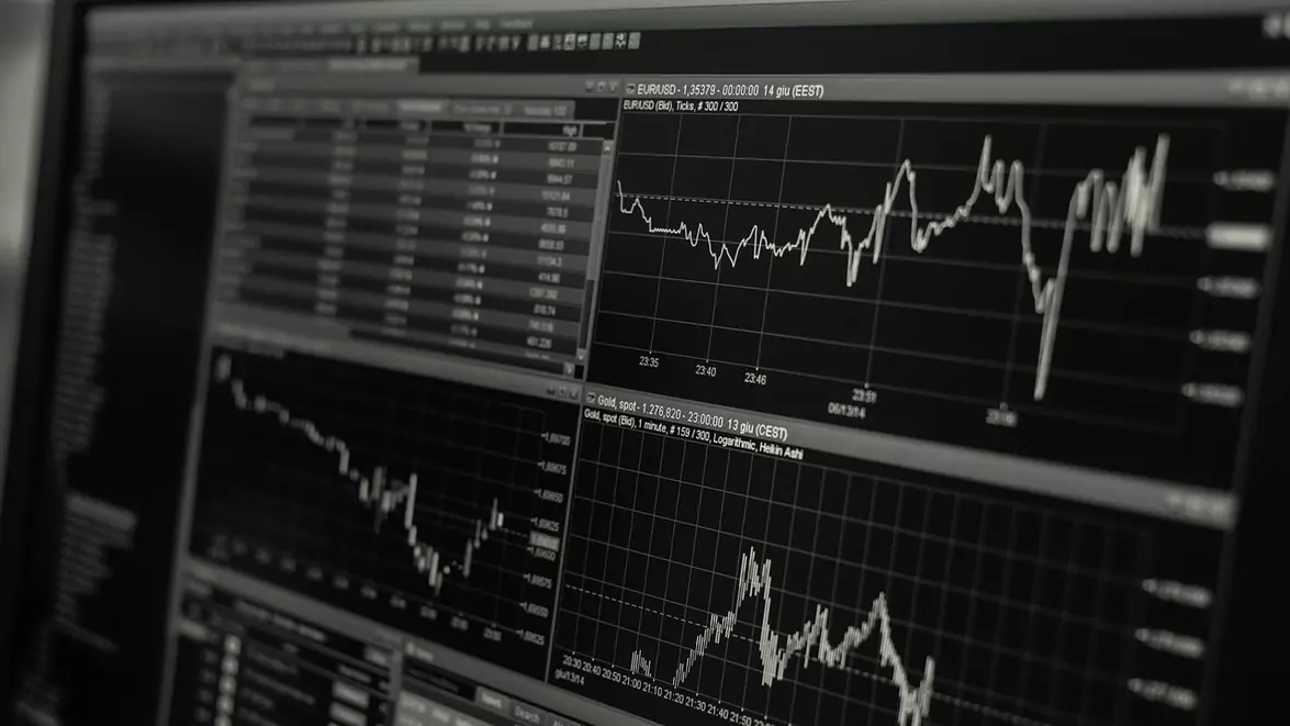 BVB a câștigat 857,4 milioane de lei la capitalizare în această săptămână. Indicele BET a urcat la 34.509,34 puncte
