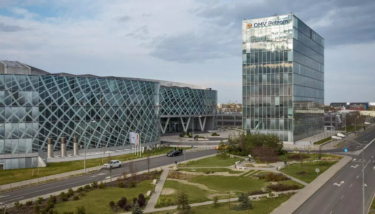 Un teren deținut de OMV Petrom poate deveni ansamblu rezidențial. Proiectul prevede blocuri cu 14 etaje 