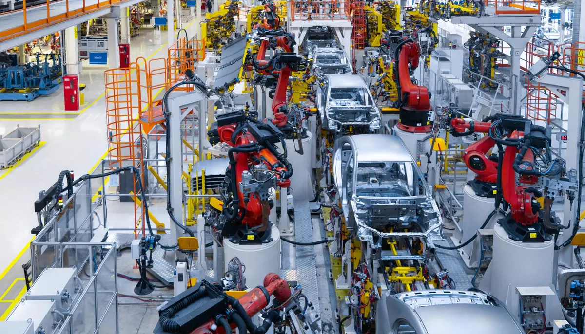Taxele vamale anunțate de Donald Trump amenință industria auto europeană. Continental estimează pierderi de zeci de milioane de euro