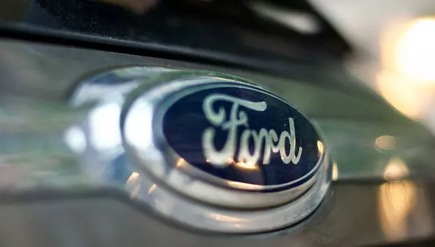 Schimbări la fabrica Ford din Craiova. Producția trece treptat de la motorul EcoBoost la asamblarea bateriilor