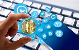 Prețul Bitcoin se menține la 62.747 de dolari. Piața așteaptă noi indicii privind economia americană și direcția Fed