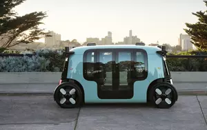 Robotaxiurile Amazon, fără volan și pedale, au ajuns pe străzi. Zoox începe să taxeze cursele
