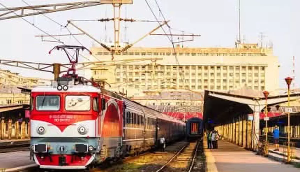 Circulația trenurilor riscă să fie oprită. Sindicaliștii avertizează că nu mai sunt bani pentru funcționarea sistemului feroviar