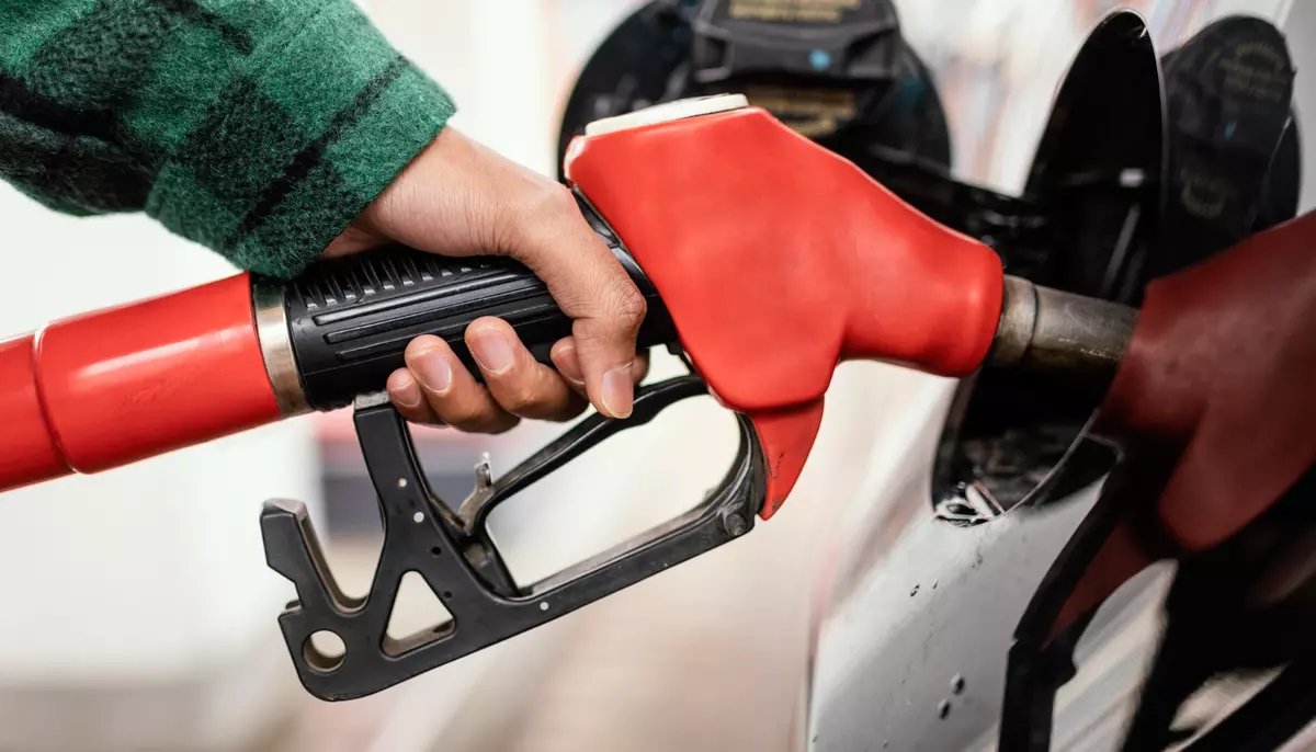 Spania conduce scumpirea benzinei în Uniunea Europeană. Retragerea ajutoarelor fiscale împinge prețurile în sus