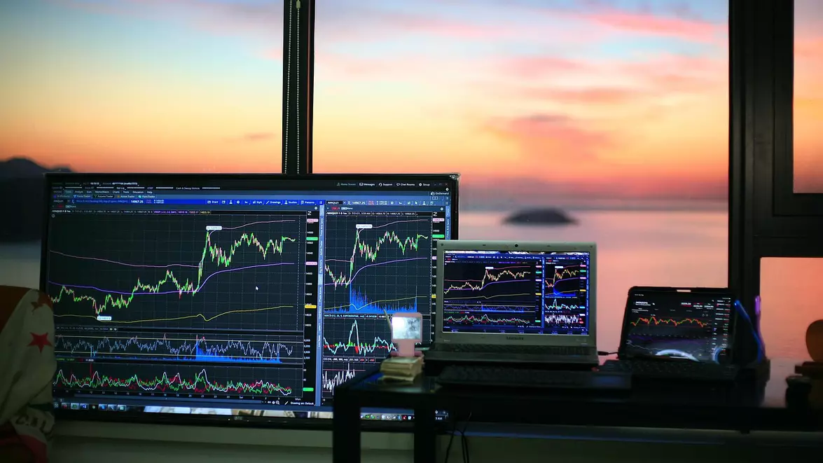 Bursele asiatice scad după noile atacuri aeriene dintre SUA și Iran. Kospi a coborât cu 7%