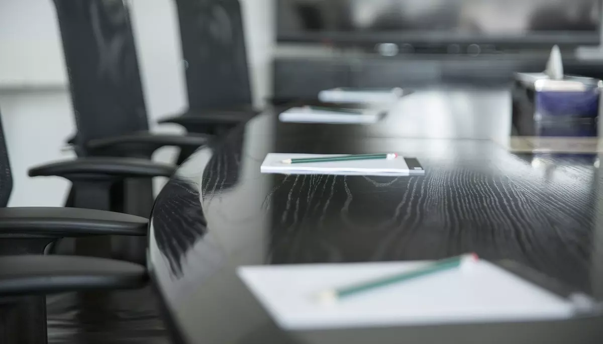 Afacerile din serviciile pentru companii au crescut cu 9,4%. Cifra de afaceri s-a redus cu 1,4% în primul semestru