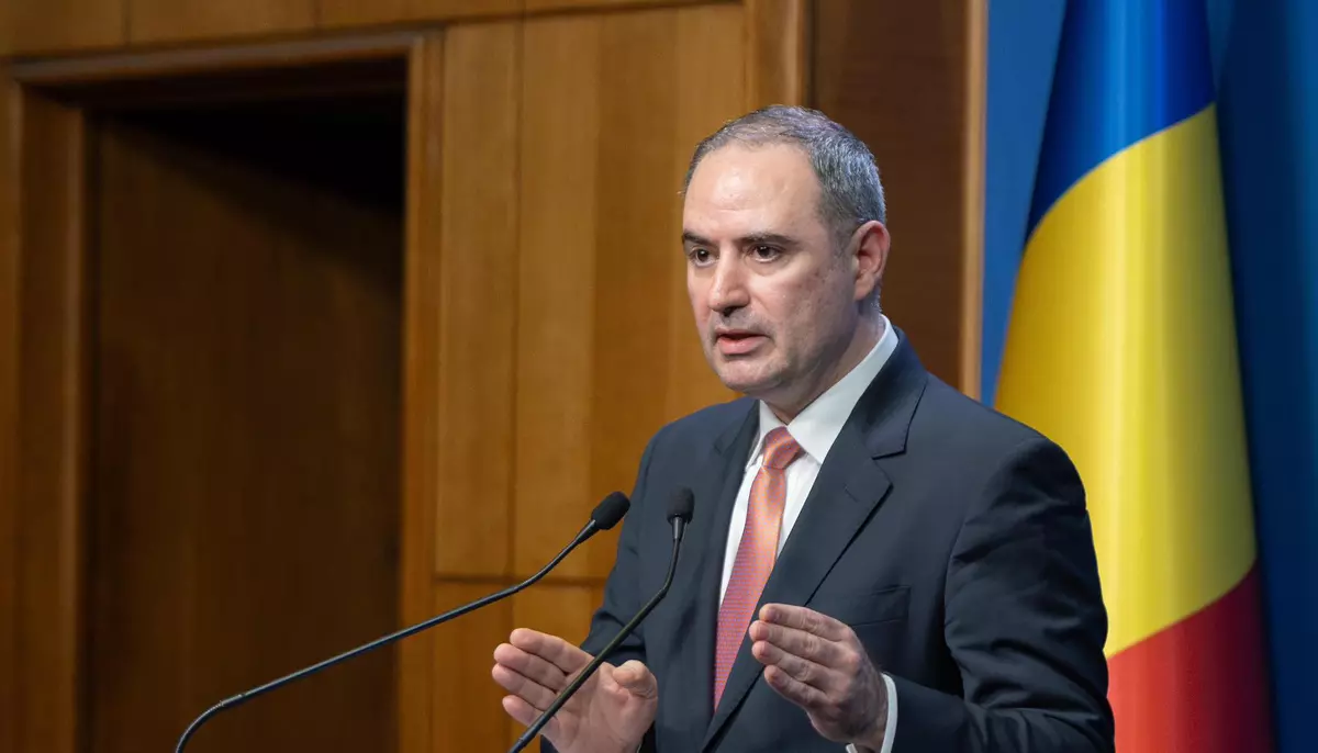 Agenția Fitch apreciază că România a făcut progrese. Alexandru Nazare: „Cel mai mult va conta nu ce spunem, ci ce facem concret”