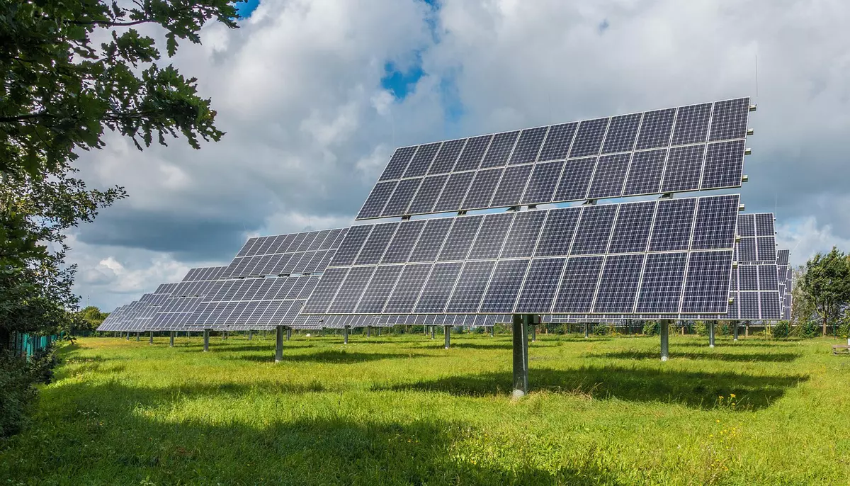 Parc fotovoltaic de 134 de milioane de lei la Aeroportul „Henri Coandă”. Prima etapă a proiectului ajunge la 12,6 MWp