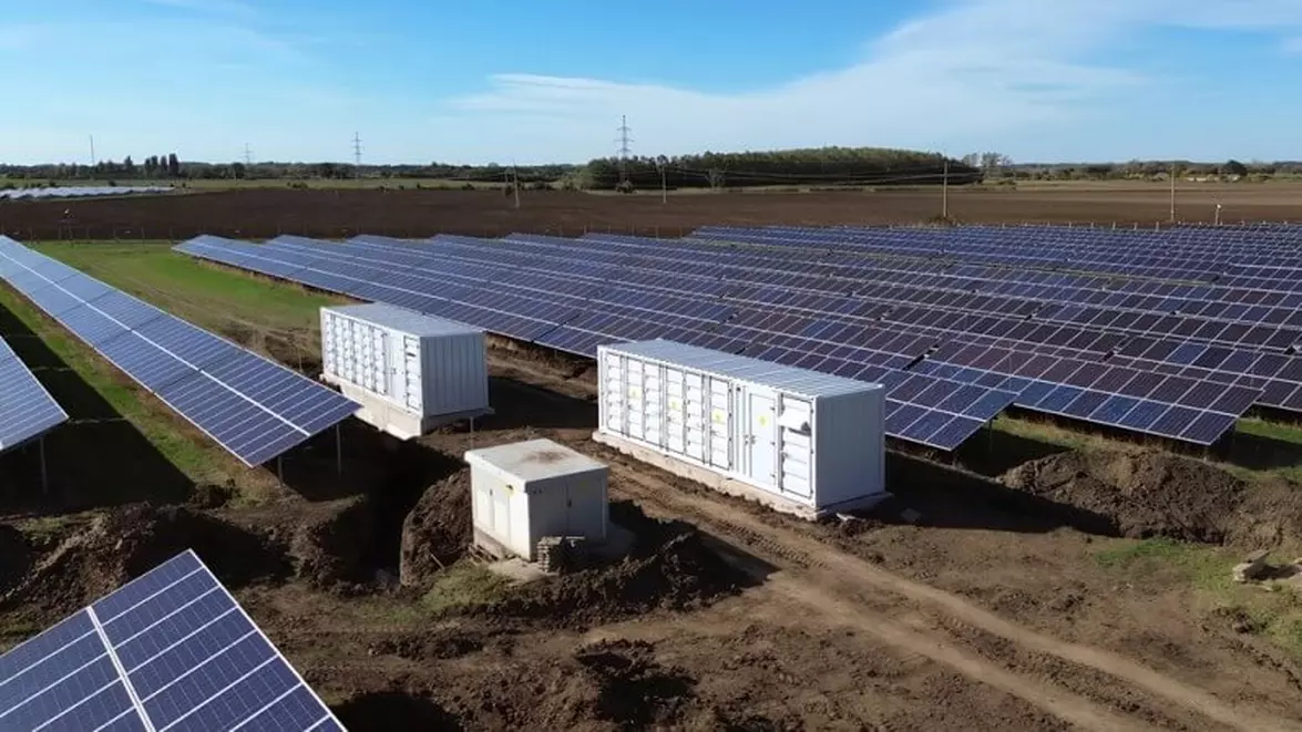 Simtel deschide o filială în Italia. Compania vizează proiecte fotovoltaice de peste 200 MWp 