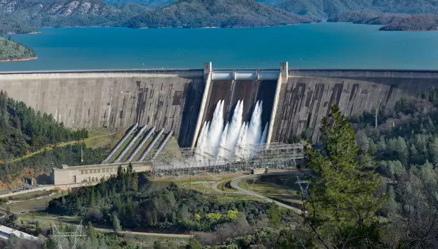 Hidroelectrica păstrează prețul mic la curent și în iunie. Tariful se menține la 0,45 lei/kWh, același ca în mai