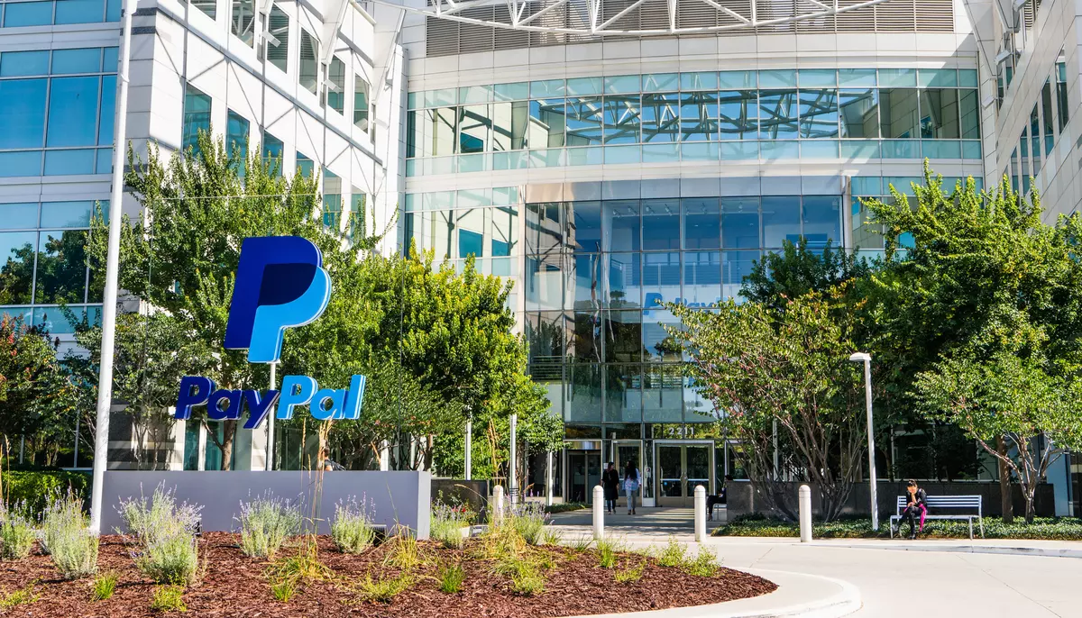 PayPal negociază vânzarea către Stripe și Advent. Oferta ar urma să depășească 53 de miliarde de dolari