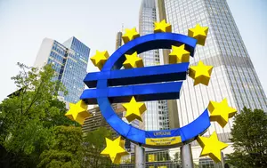 Parlamentul European susține euro digital. UE vrea să reducă dependența de Visa, Mastercard și sistemele de plăți controlate de SUA