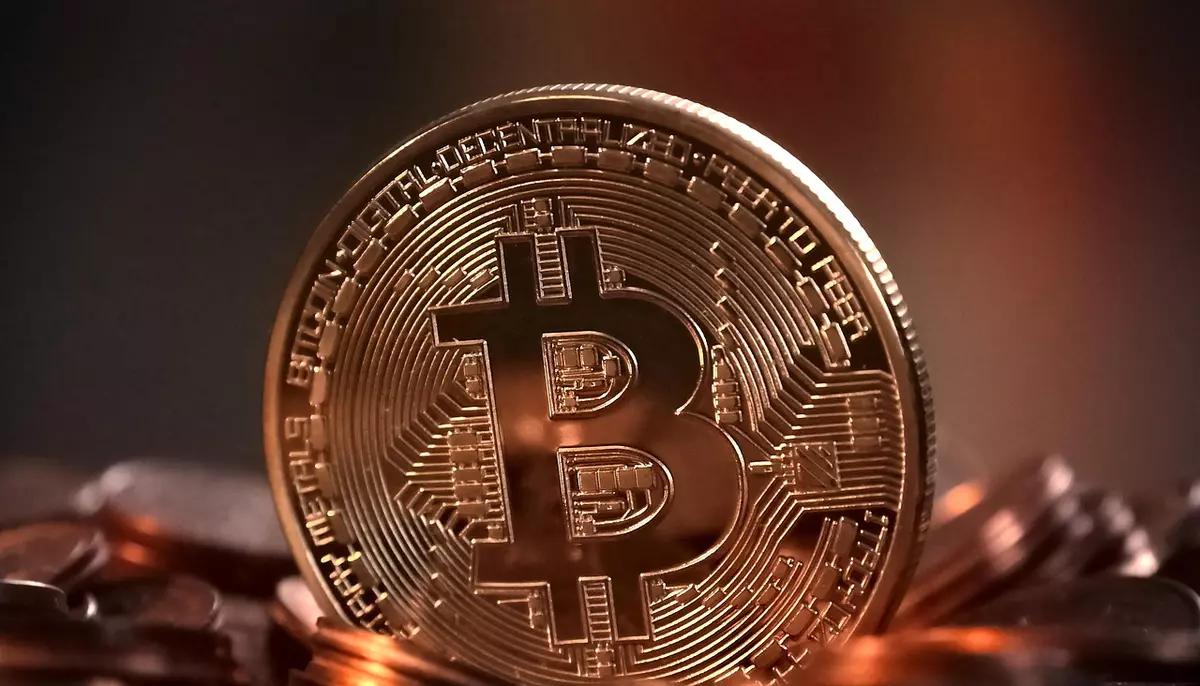 Bitcoin depășește pragul de 64.000 de dolari. Investitorii mizează pe negocierile din Elveția și pe contractele de opțiuni