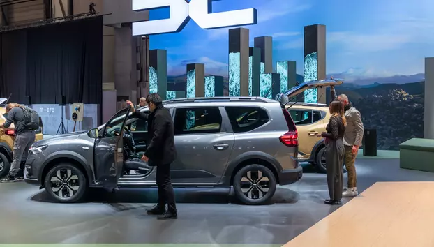 Dacia și-a majorat profitul, deși producția a scăzut. Peste 900 de angajați au părăsit compania anul trecut