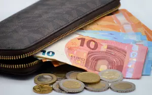 Inflația din zona euro coboară la 2,8%, după patru luni de creșteri. Evoluția poate influența deciziile BCE privind dobânzile